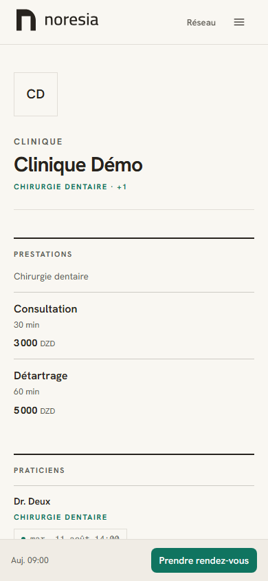 La fiche de la Clinique Démo sur téléphone, avec ses initiales, son nom, sa spécialité, le registre « Prestations » et la barre du bas qui porte « Prendre rendez-vous ».